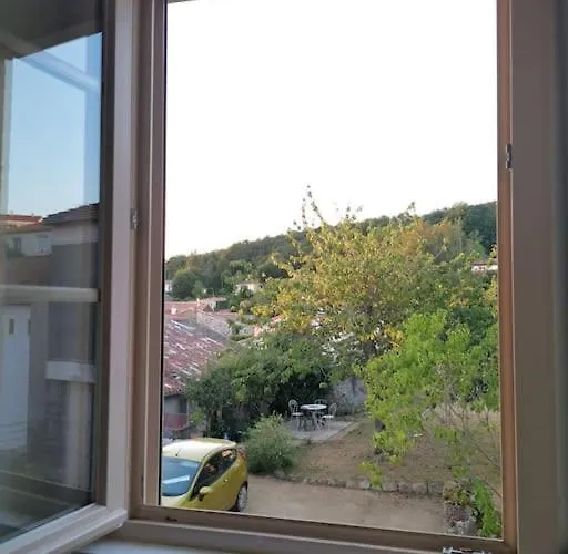 度假居 15 Min Du Puy Du Fou, Maison De Bourg, 4/5 Pers. 普佐日