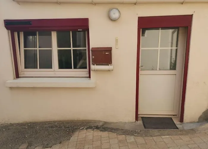 Casa de Férias 15 Min Du Puy Du Fou, Maison De Bourg, 4/5 Pers. Pouzauges