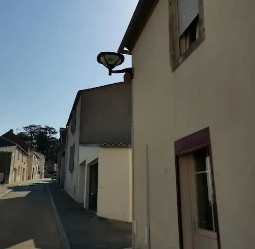 15 Min Du Puy Du Fou, Maison De Bourg, 4/5 Pers. *